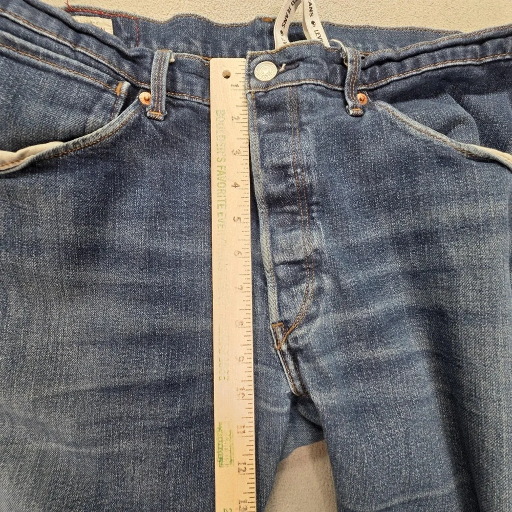 Levis important sizing